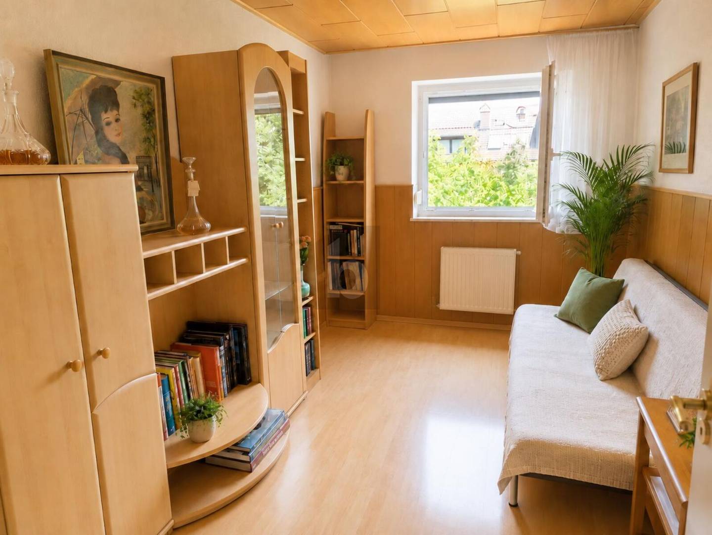 Bright apartment with large balcony and green view