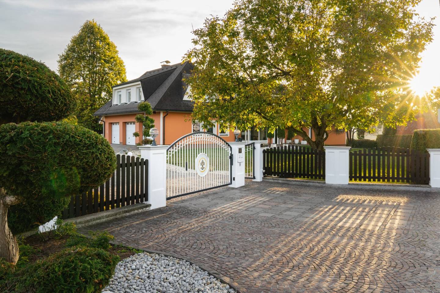 Villa „Vino“ – Exklusive Landhausvilla mit Weinkeller, Wellnessbereich und vielseitigen Nutzungsmöglichkeiten