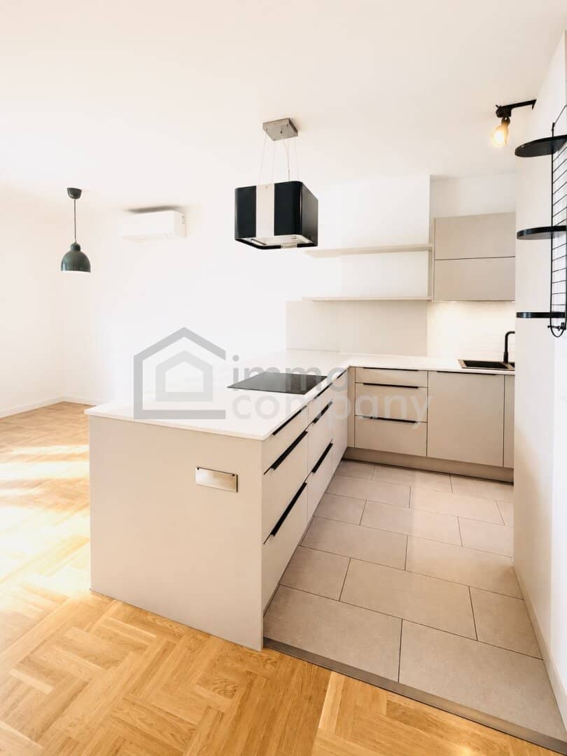 Ideal home for a happy family life! Beautiful view and a great location! 21st District