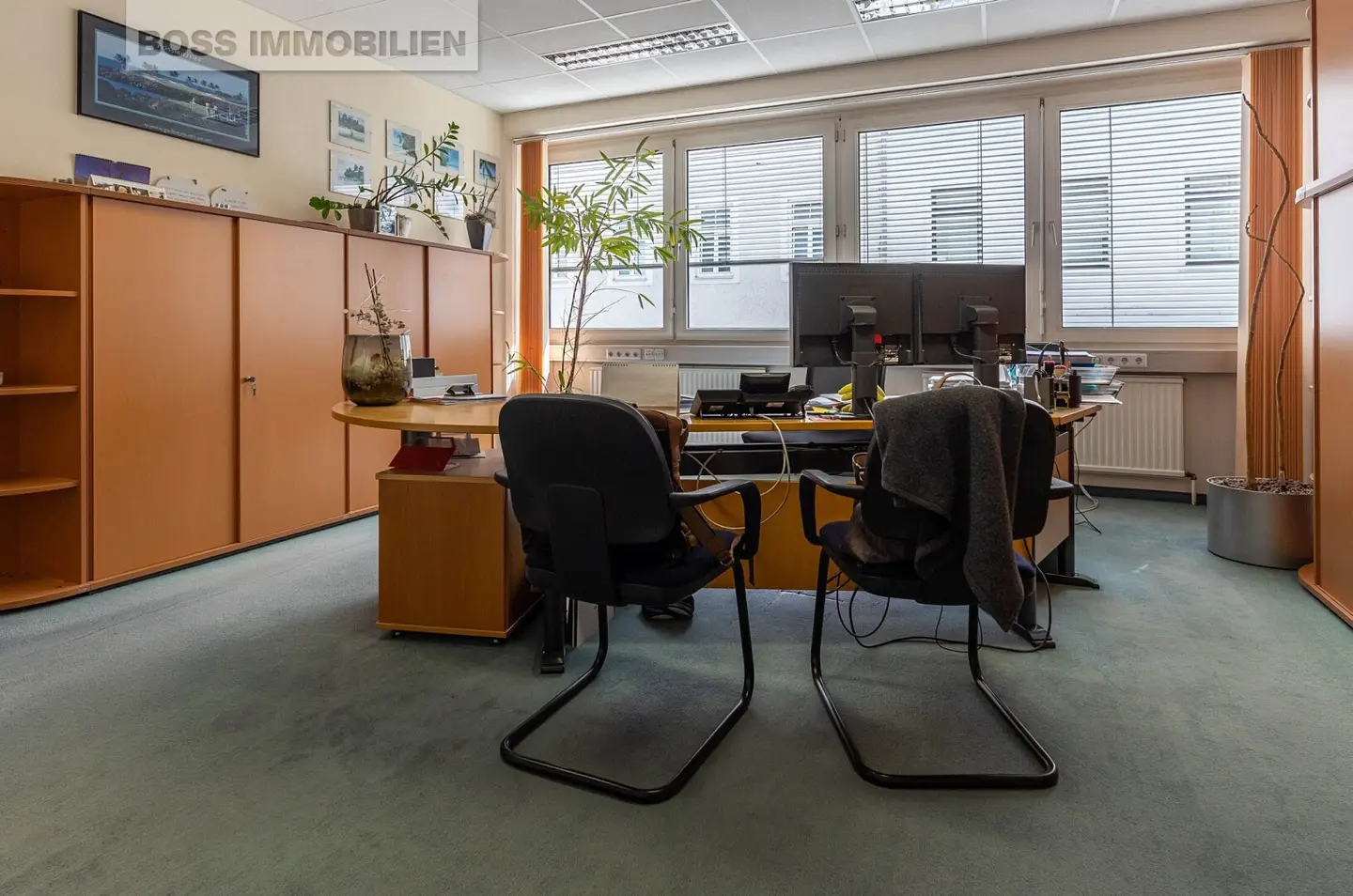 186 m² Office at Schillerpark | with 3x Underground Parking Spaces