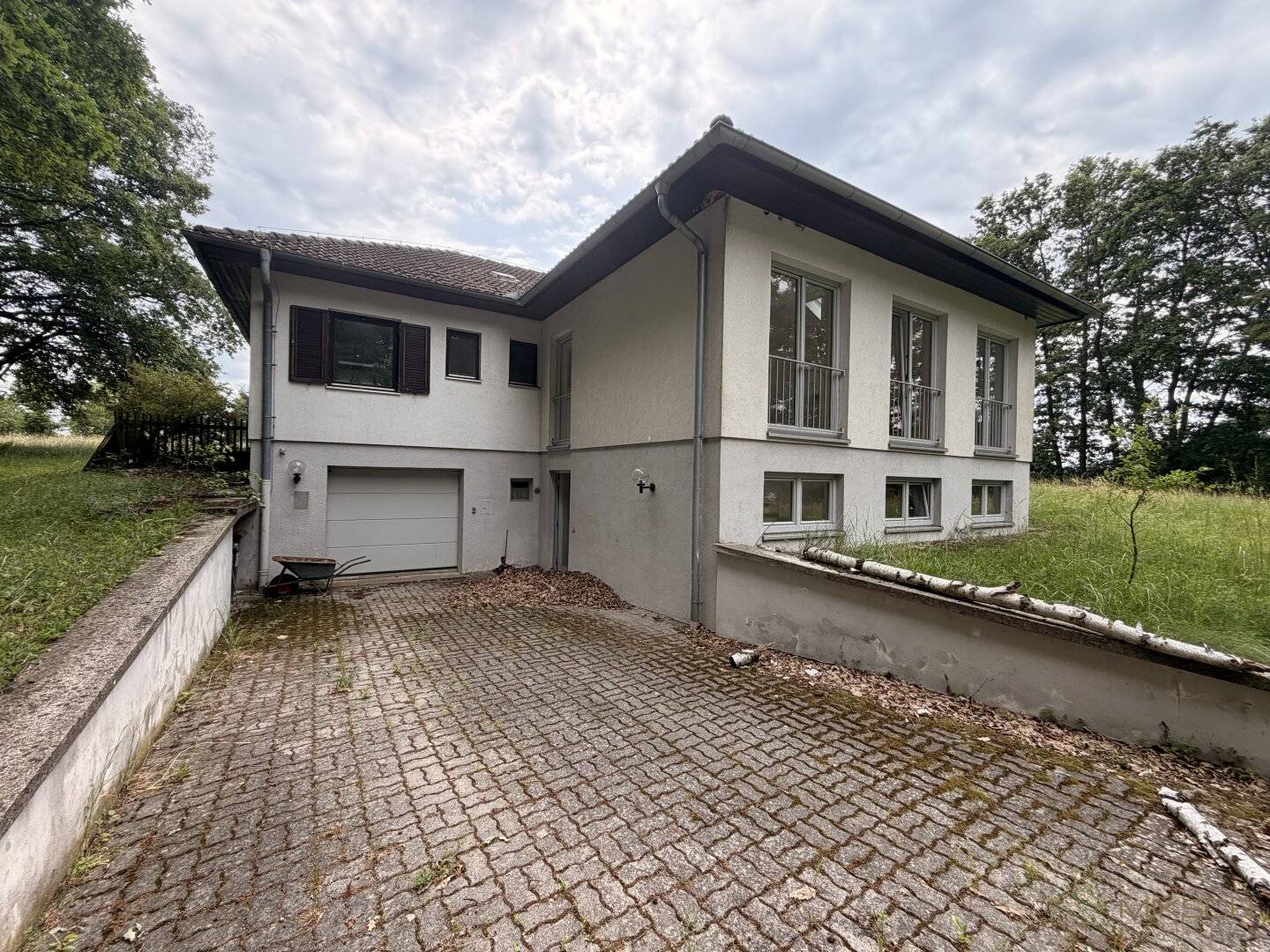 Einfamilienhaus in 3742 Theras I 33.457m² Grundstück I 240m² Wohnfläche I Sauna I Garage