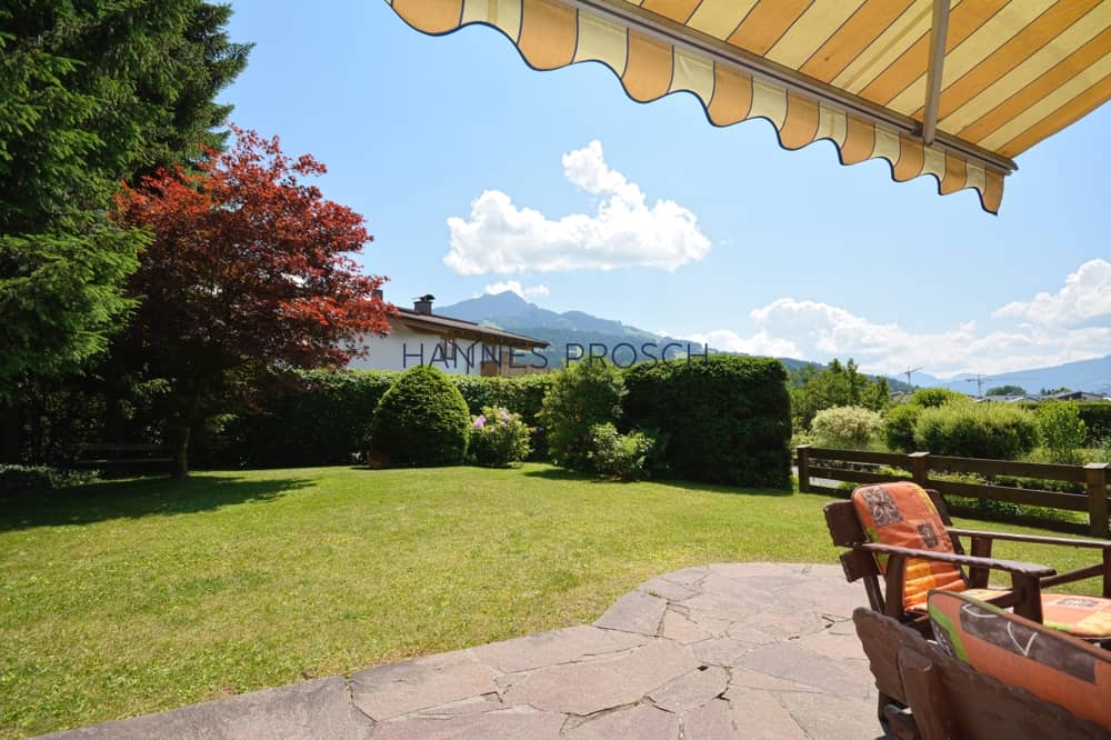 Sonnige familienwohnung mit Weitblick und Garten