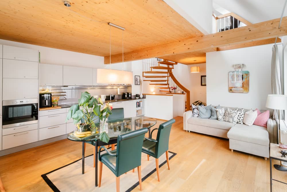 Maisonettewohnung completely renovated with private entrance