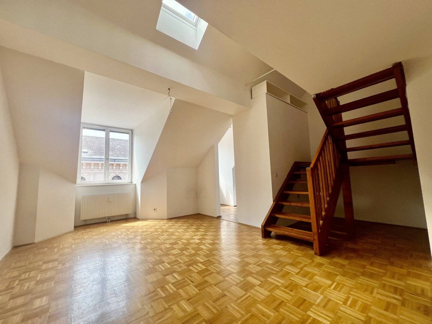 Stilvolle Dachgeschosswohnung in Top-Lage der Grazer Innenstadt