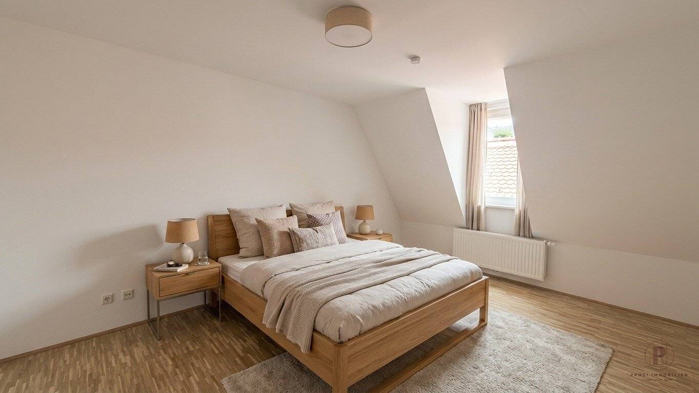 *DG-Galeriewohnung inkl. Klima und Küche möbliert am Lendplatz*