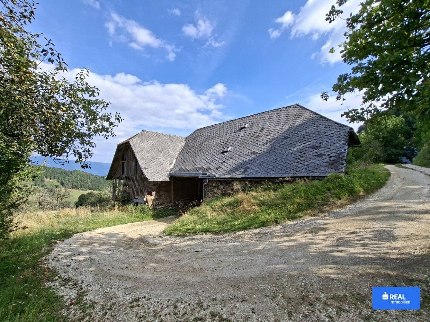 Traumhaft gelegene Landwirtschaft mit Hofstelle in Unterkärnten