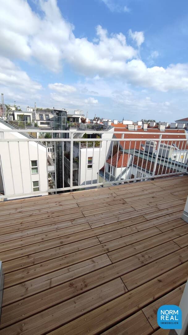 Stylish Terraced Maisonette