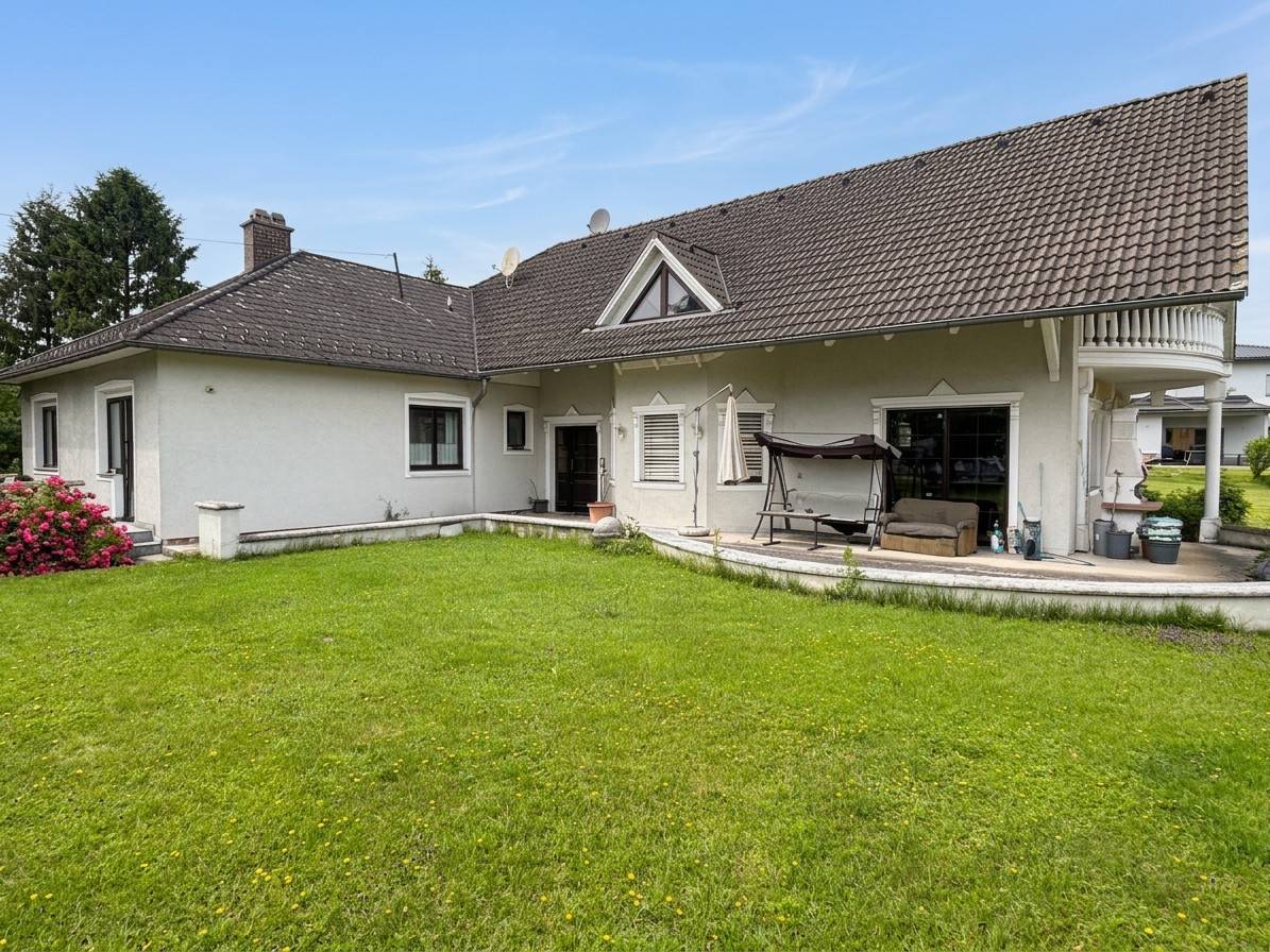 Großes Grundstück mit Entwicklungspotenzial Anlegerwohnung