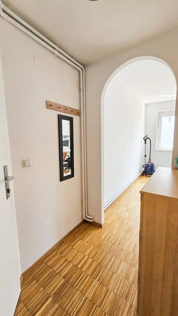 UNIVERSITÄTSVIERTEL  Gepflegte Wohnung in direkter Nähe zur Karl-Franzens-Universität - für Studentinnen/Studenten
