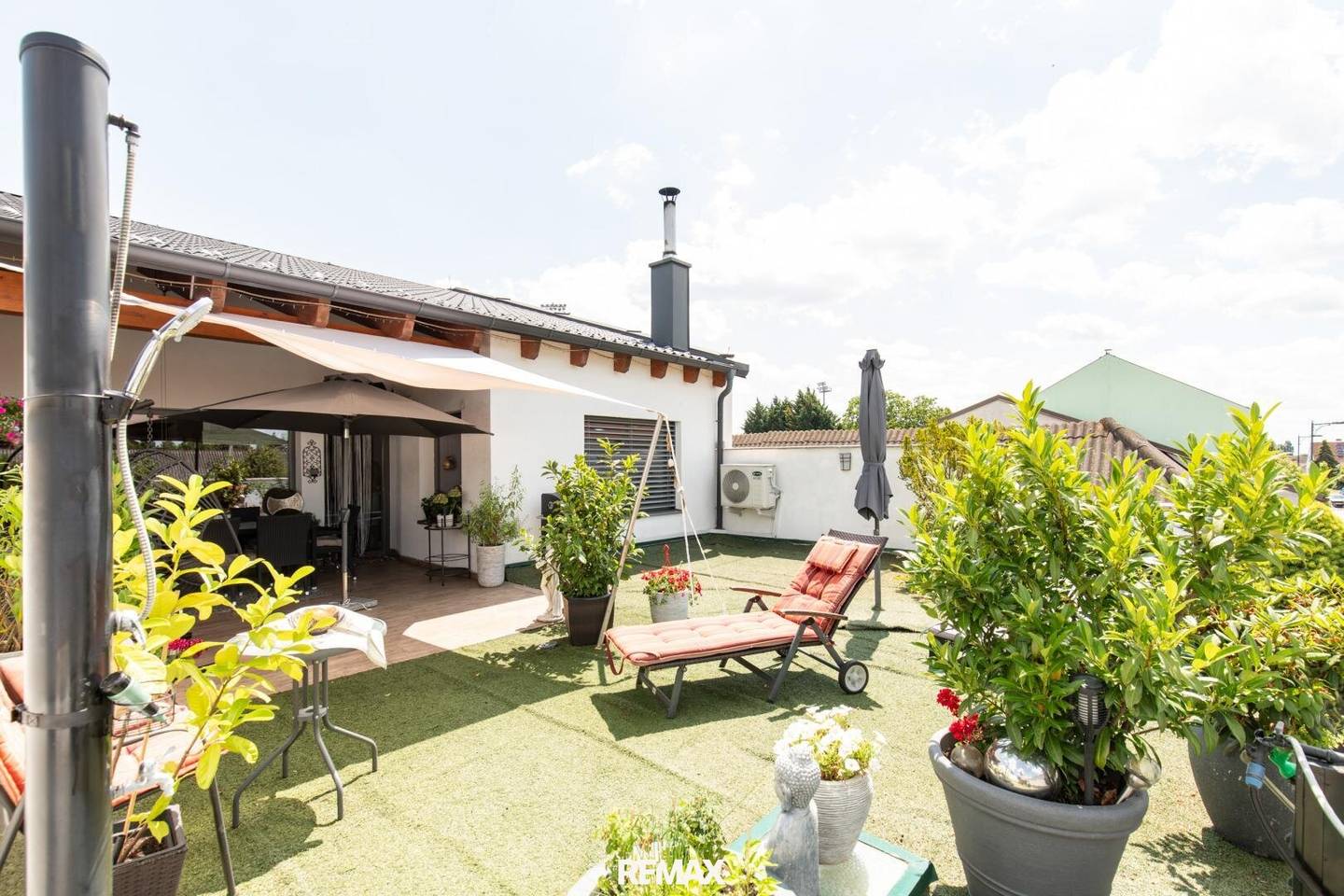 Mehr Platz für Ihre Ideen – Modernes Zuhause mit vielseitiger Nutzfläche (Halle)