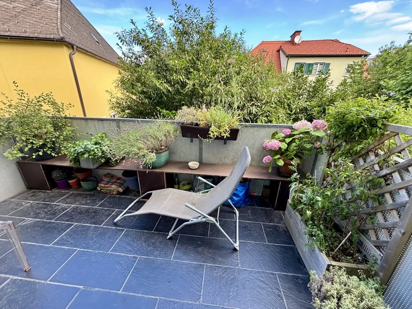 Graz-Waltendorf: Einziehen und wohlfühlen – großzügige 3-Zimmer-Wohnung in Bestlage mit Tiefgarage!