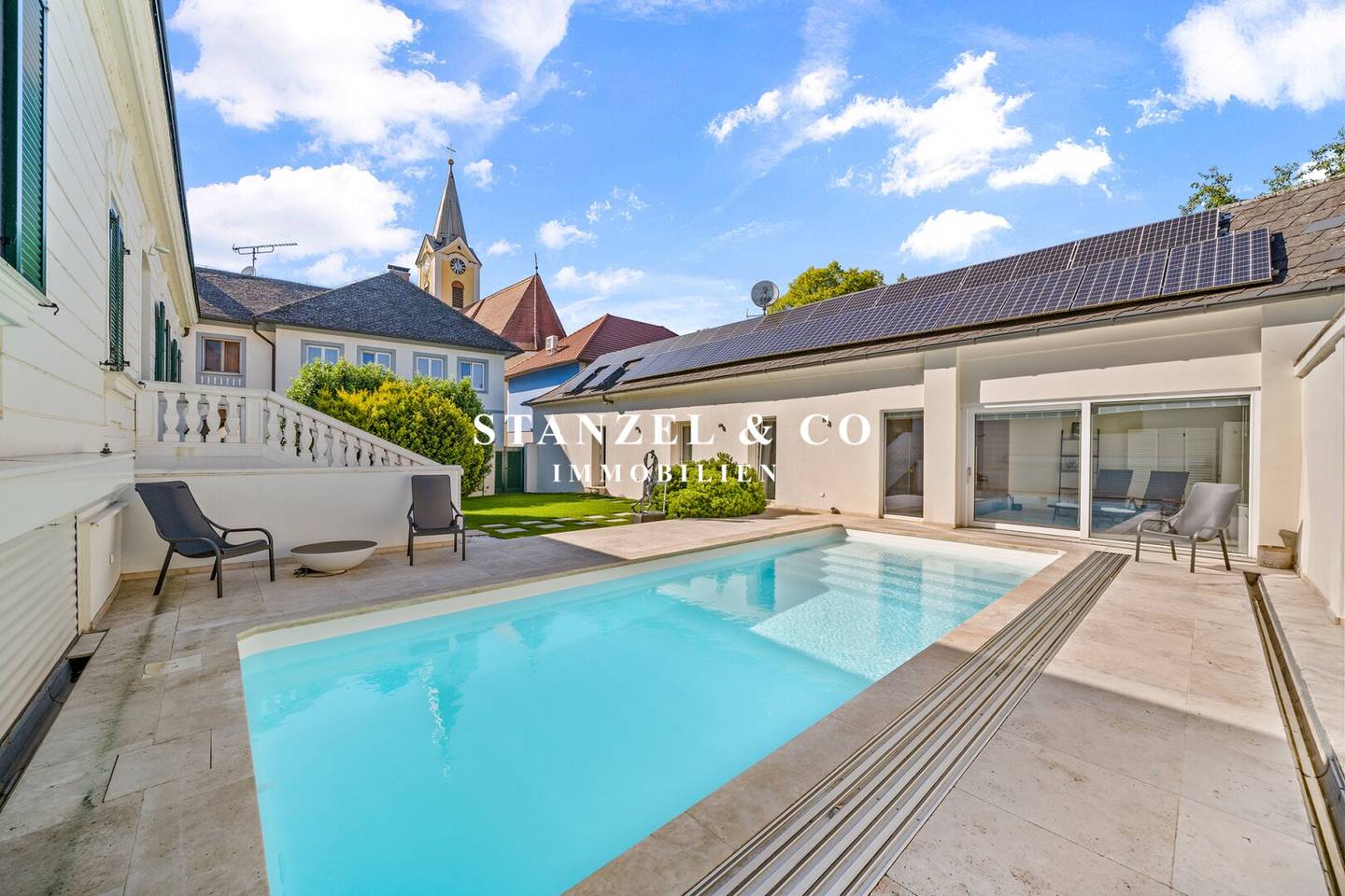 UNIQUE VILLA IN PERSENBEUG WITH PANORAMA &amp; DANUBE VIEW