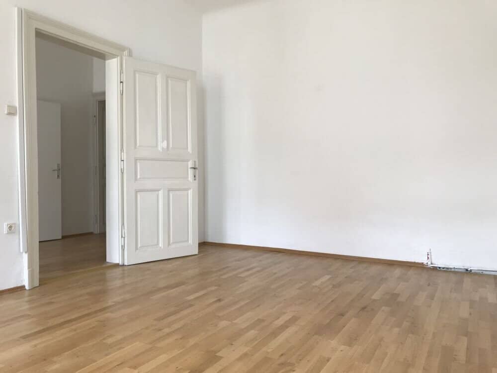 PROVISIONSFREI - Schöne, WG-geeignete 4-Zimmer-Altbauwohnung mit Balkon in bester Lage, nähe TU Graz
