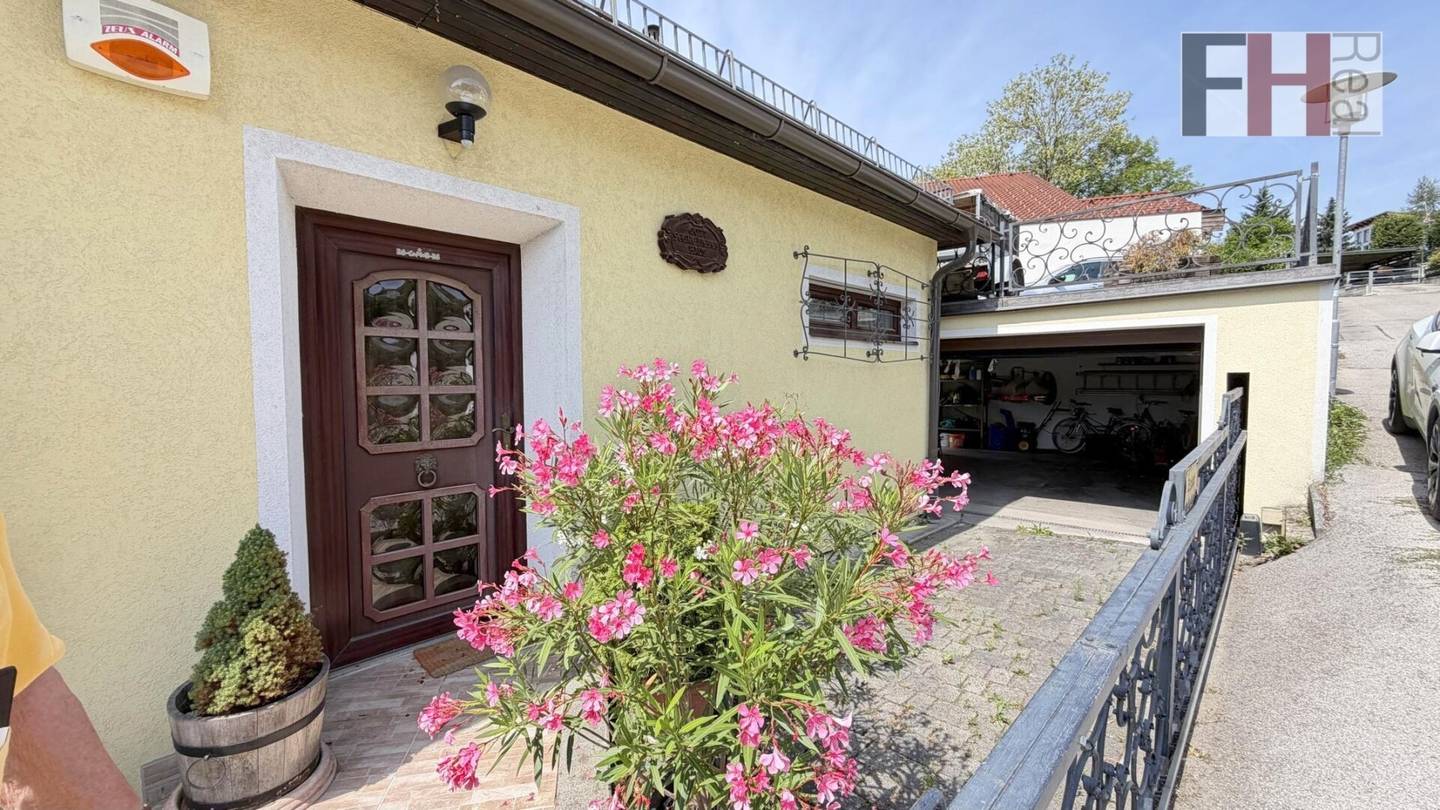 Großzügiges 6-Zimmer Einfamilienhaus in guter Gablitzer Lage mit Garten und Garage!