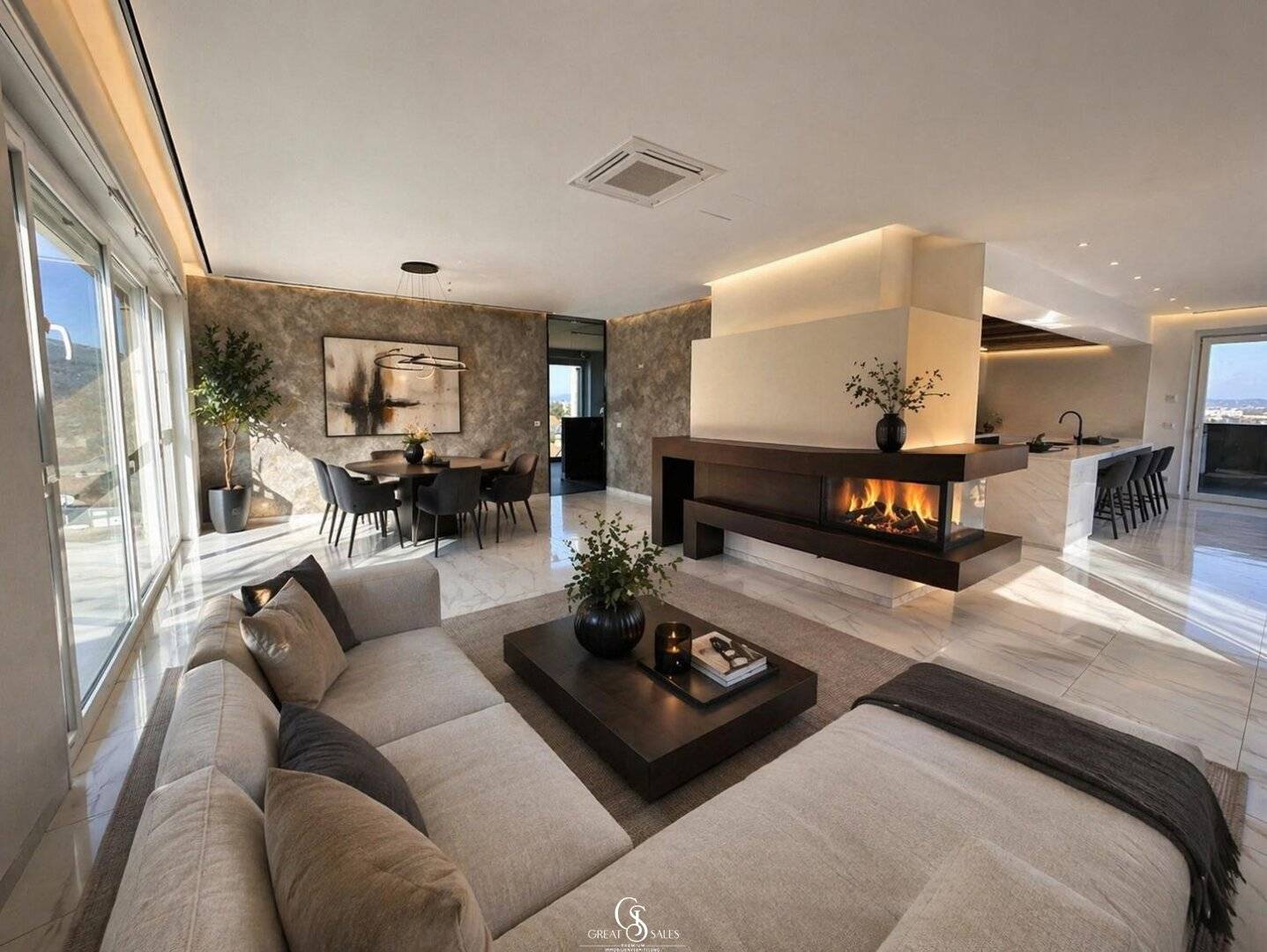 Exclusive Penthouse with 360° Panoramic View, Unique Glass-Bottom Pool on the Roof Terrace and Many More Luxurious Amenities