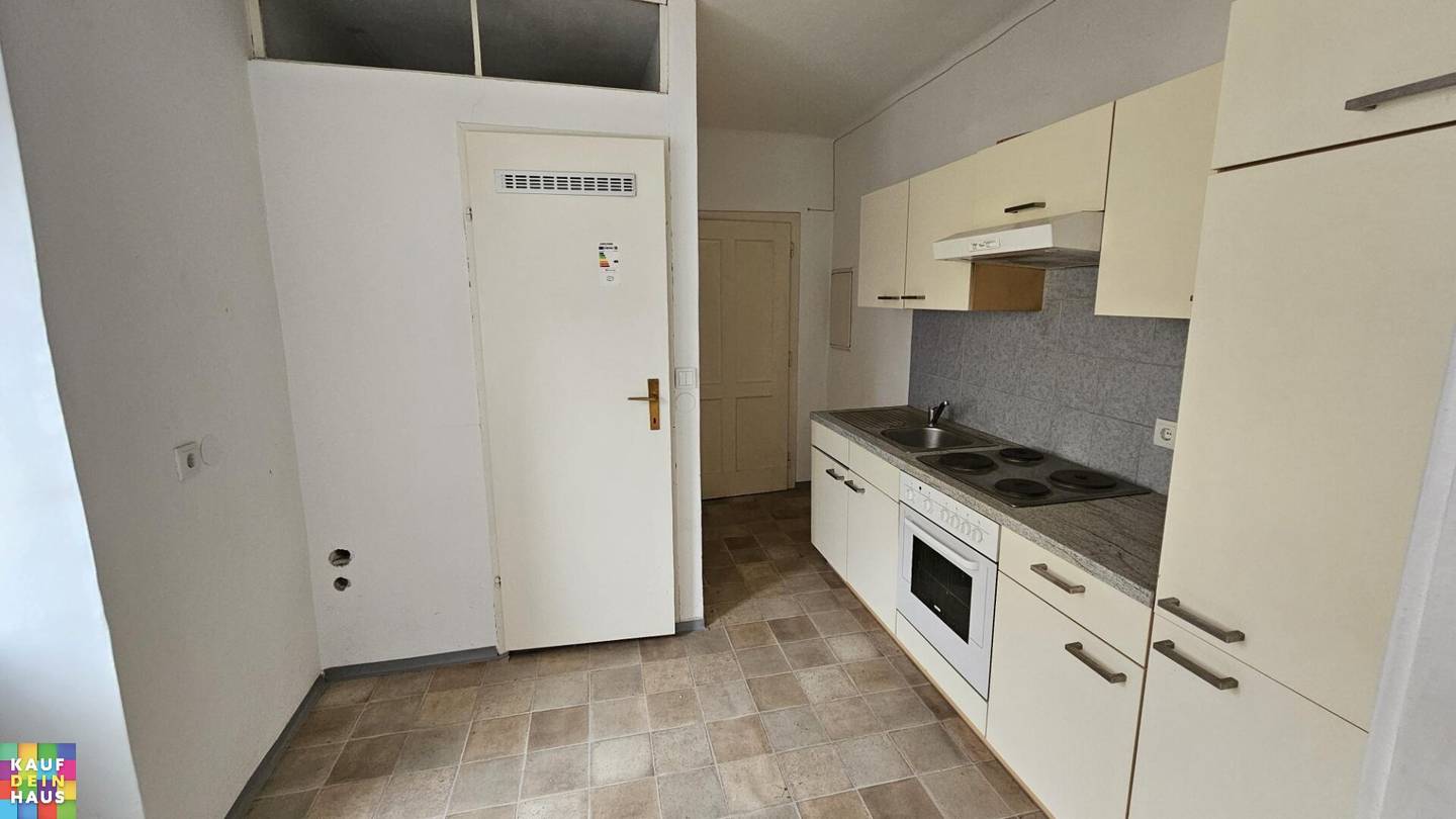 Small 1-room with separate kitchen