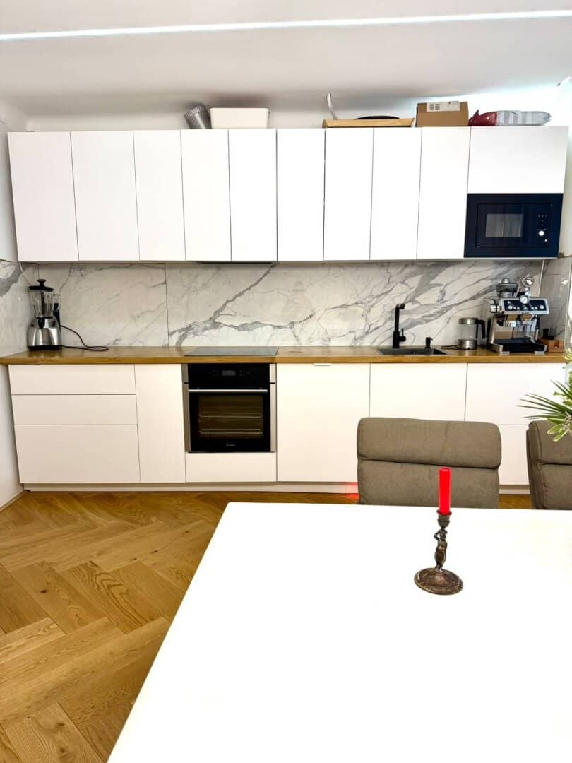 High-quality renovated 3-room apartment with two bathrooms in 1050 Vienna - NEW BUILDING APARTMENT