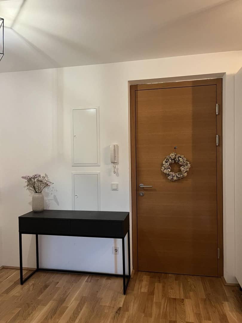 Newly renovated apartment on the promenade