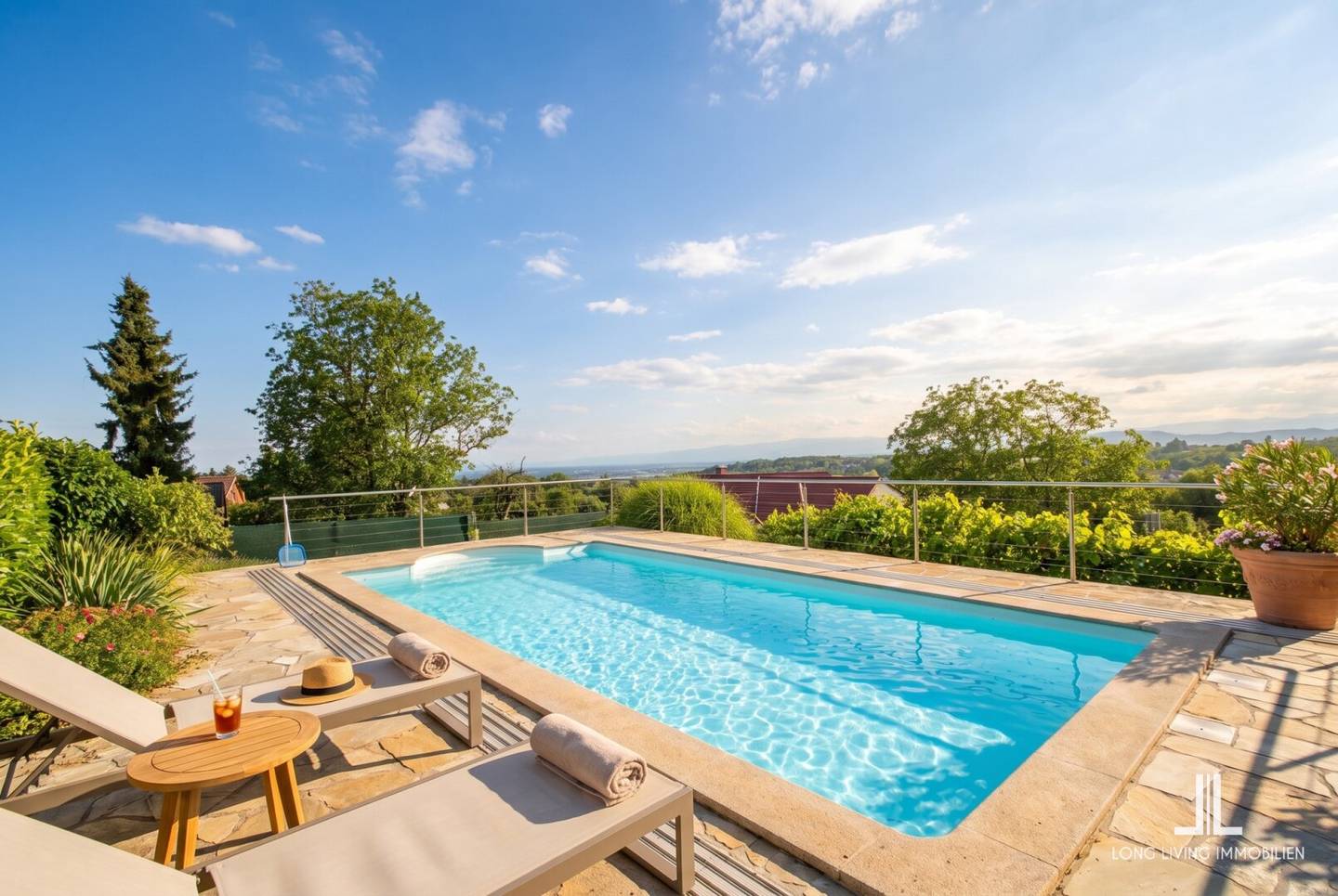 Stilvolles Einfamilienhaus mit Pool in exklusiver Ruhelage von Hart bei Graz