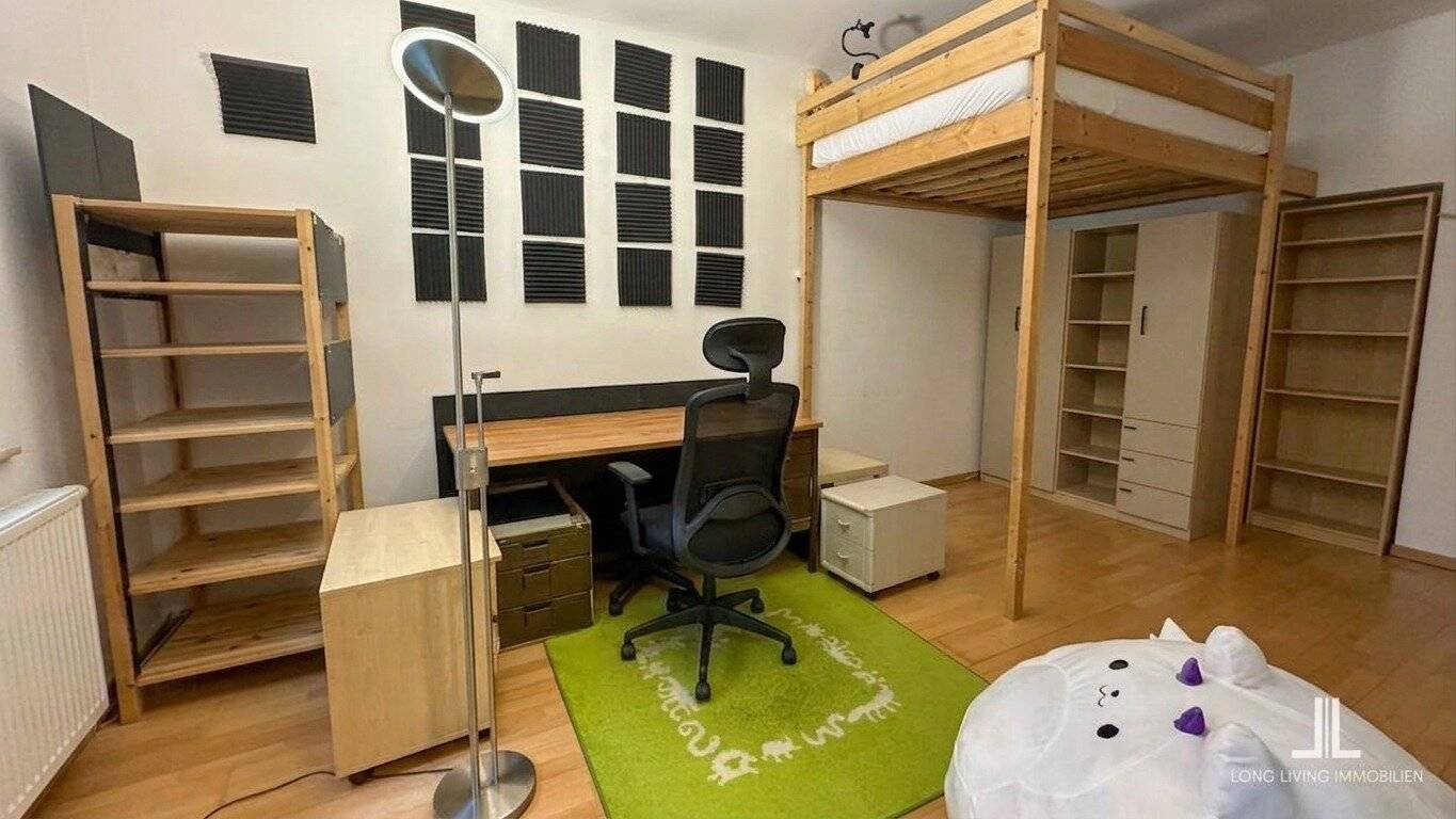 Bright lower ground floor apartment with large garden windows and old building charm_Top 1
