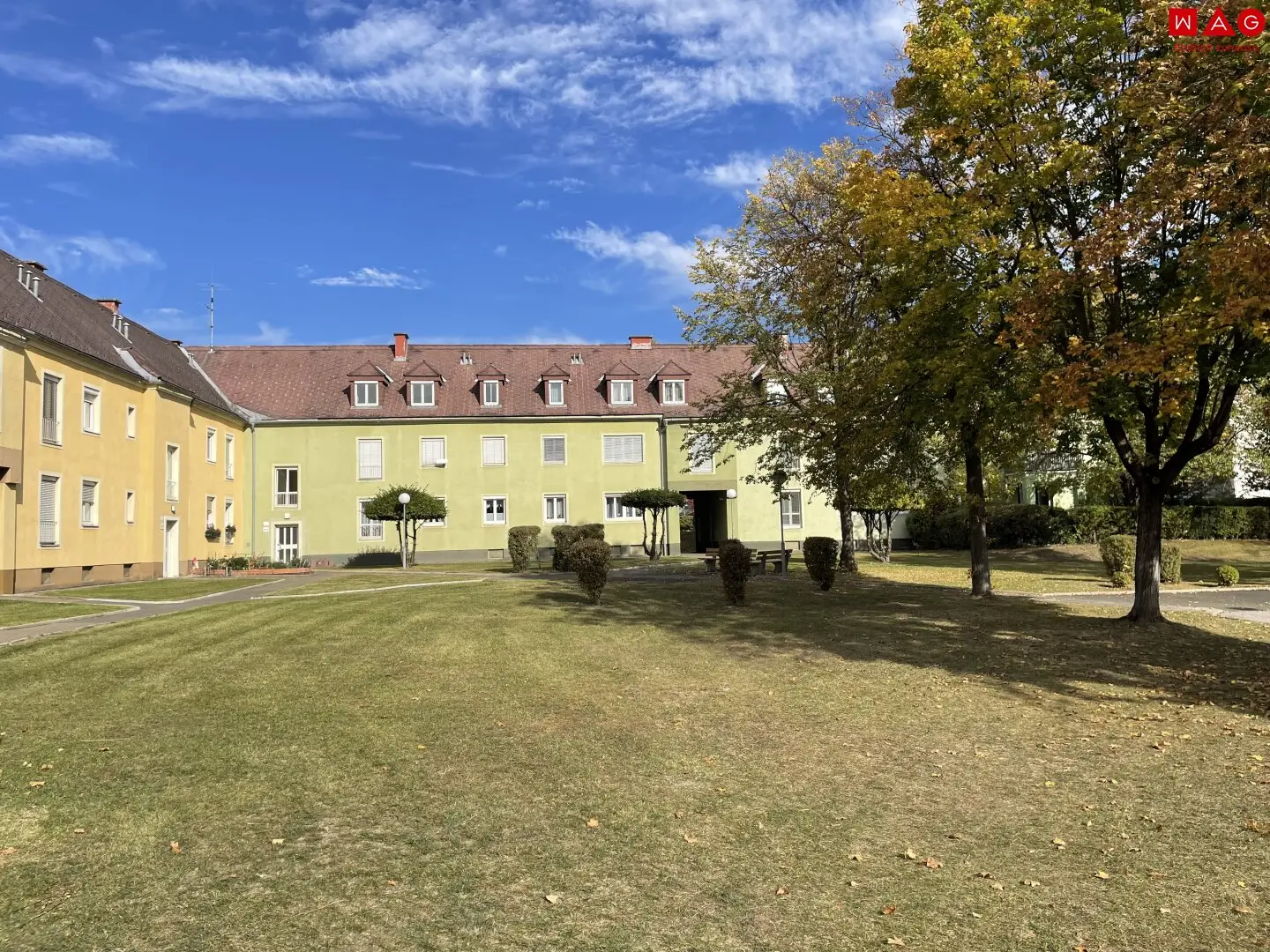 Sonnige 2-Zimmer-Wohnung im Grünen inkl. Parkplatz!