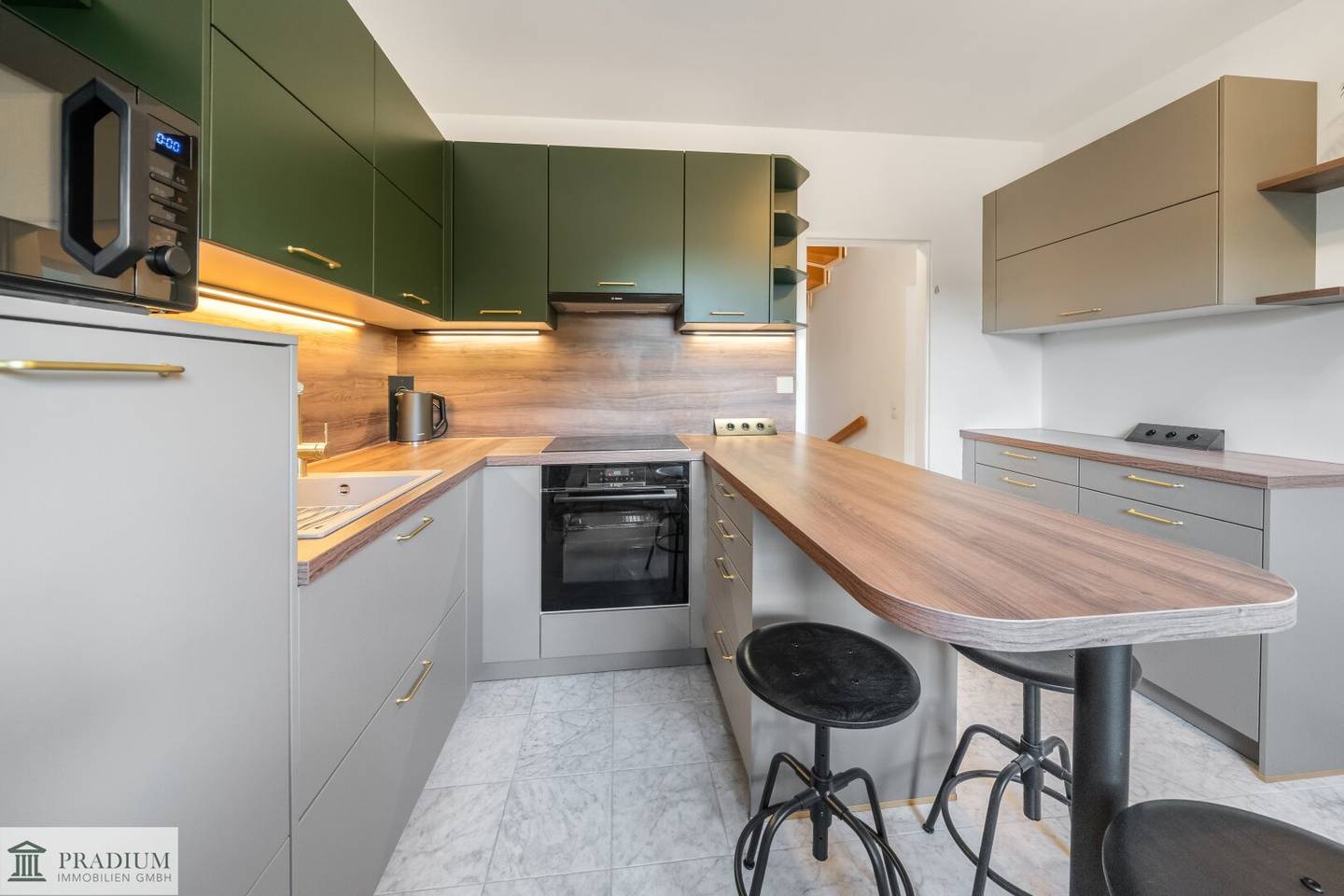 Single-family house with sunny garden - fully basemented
