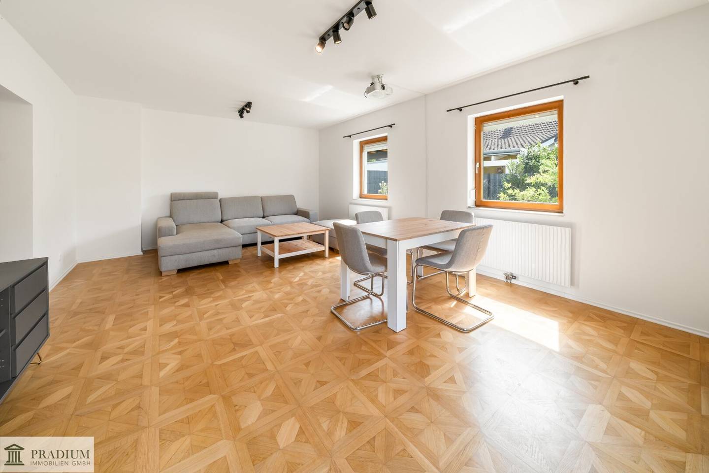 Single-family house with sunny garden - fully basemented