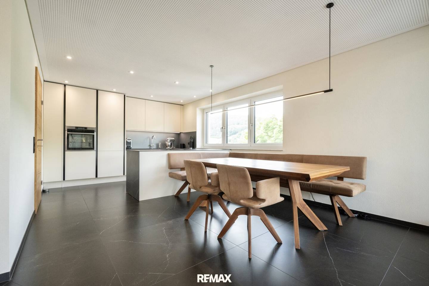 Luxuriöses Penthouse mit traumhafter Dachterrasse &amp; einzigartigem Panoramablick in Ternberg