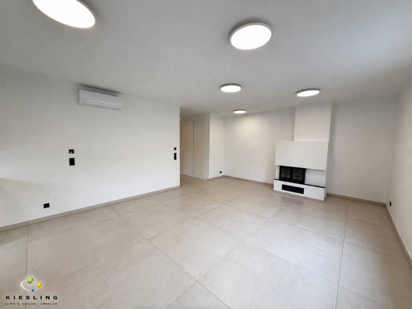 Exklusive Anlagewohnung in Grinzing - 3 Zimmer - hochwertige Einrichtung - Dachterrasse über Wien - Gemeinschaftsgarten - Garage