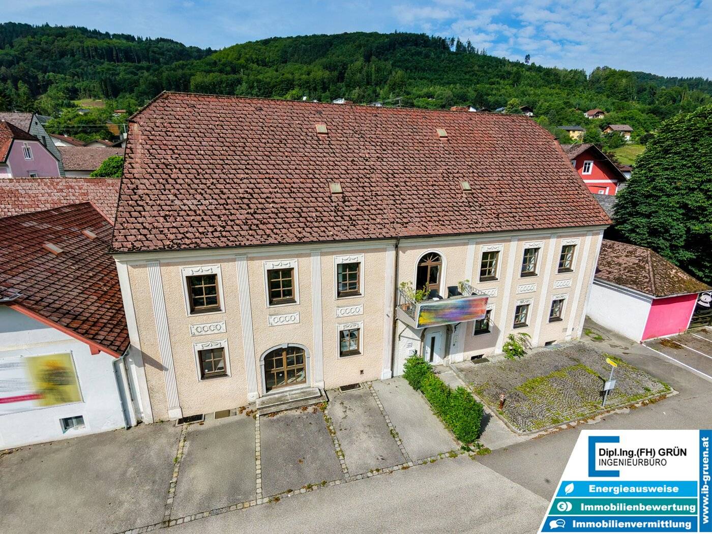 Großzügiges Entwicklungsobjekt im Kerngebiet von Engelhartszell – vielseitig nutzbar an der Donau