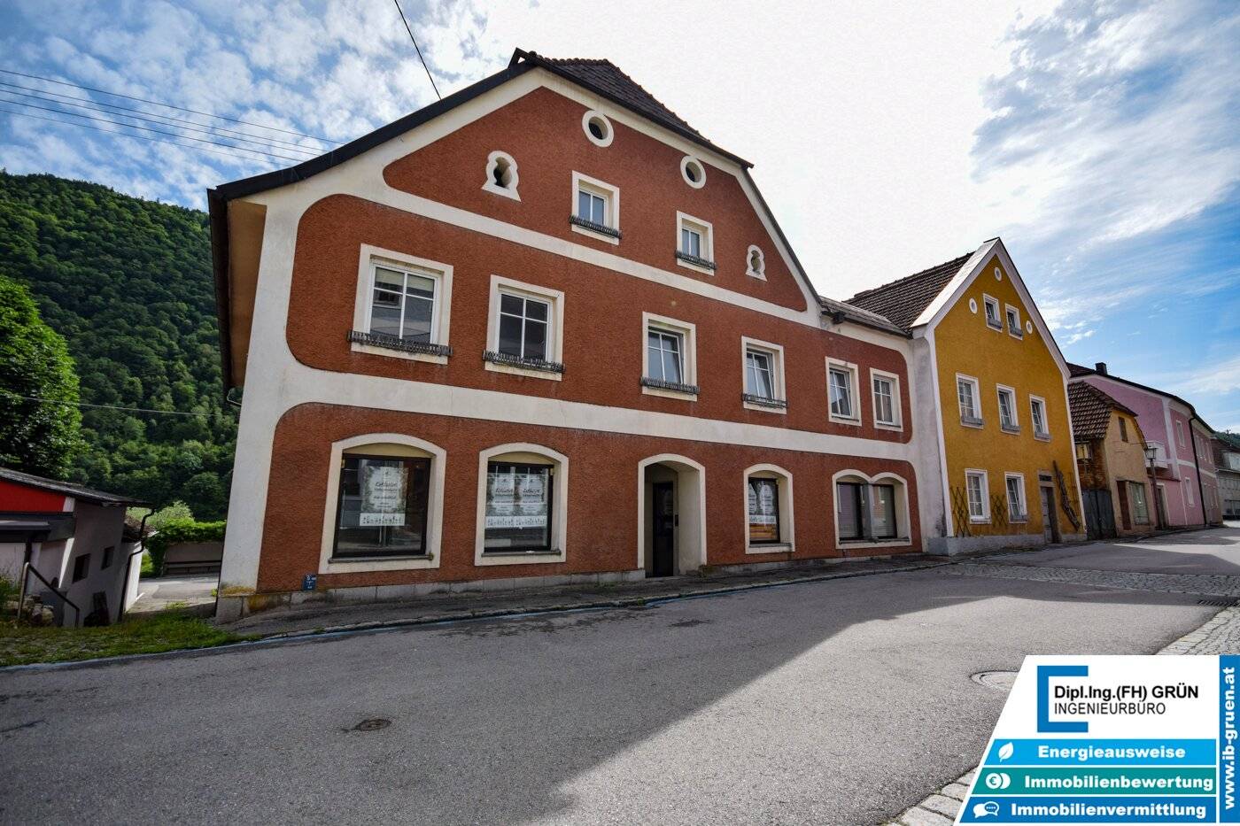 Ehemaliges Apothekerhaus an der Donau – viel Platz für Ihre Wohnideen