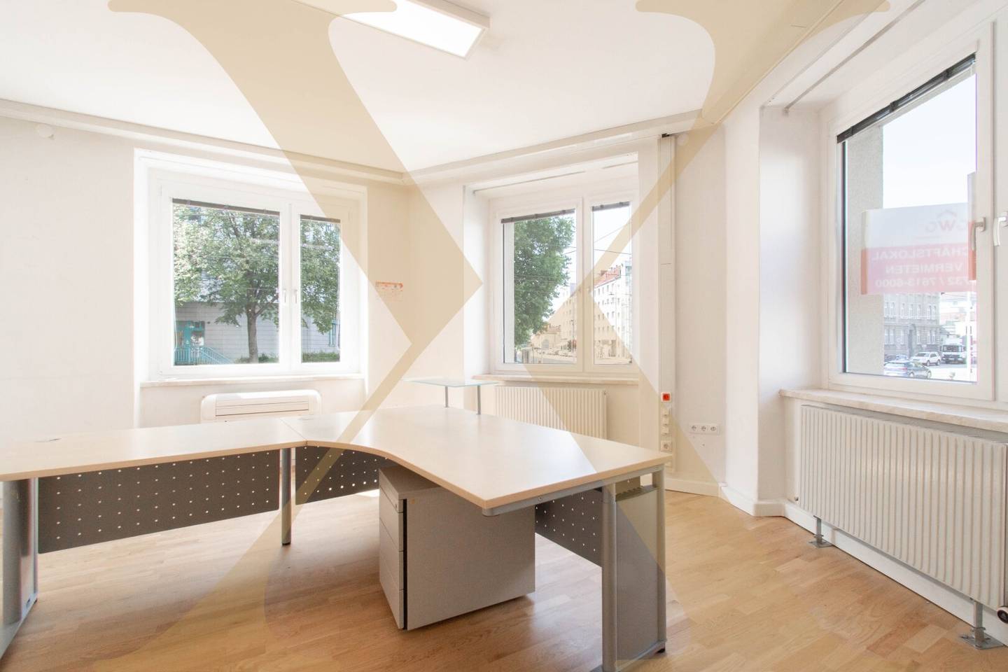 COMMISSION-FREE! Versatile commercial space for rent in immediate vicinity of Linz Südbahnhofmarkt