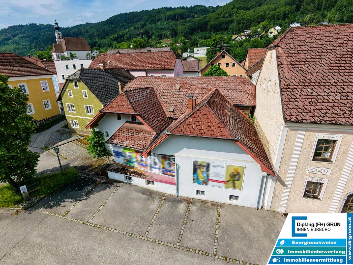 Entwicklungsobjekt im Kerngebiet – Wohnen, Gewerbe und Tourismus in erster Reihe zur Donau