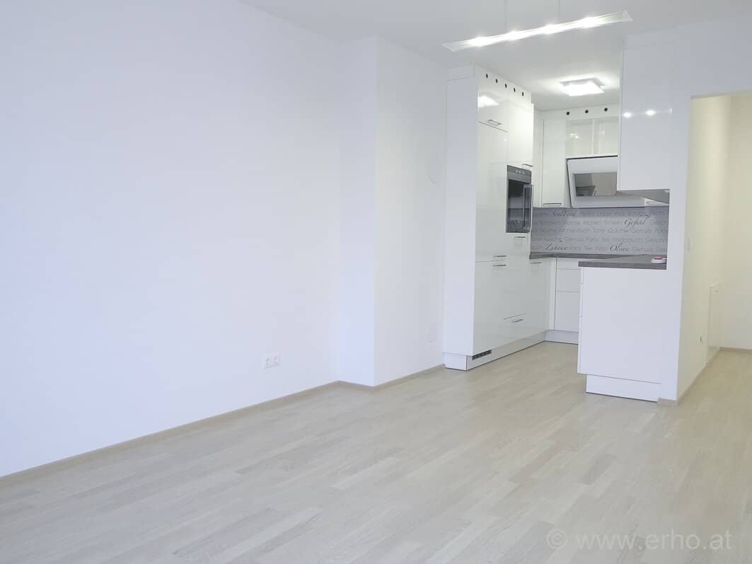 Bright 2 room new building apartment with courtyard-facing loggia in absolute quiet location