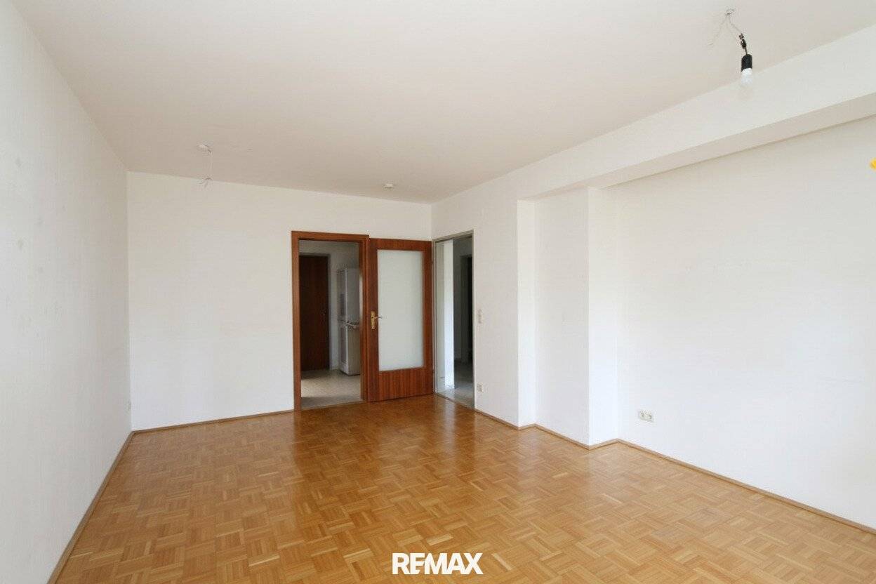 Apartment with loggia in prime location