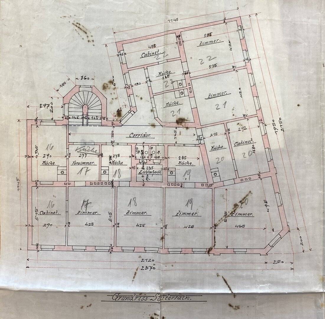 Floor plan 4