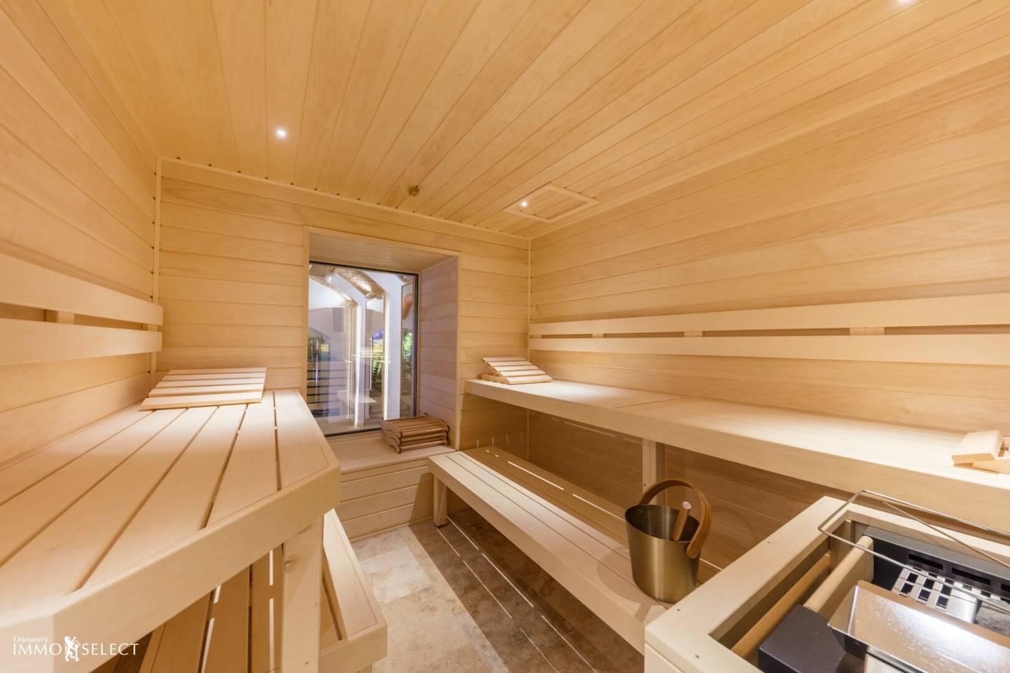 Lichtdurchflutetes LUXUS-Penthouse mit POOL und einzigartigen Ausblick im ZENTRUM von WIEN...