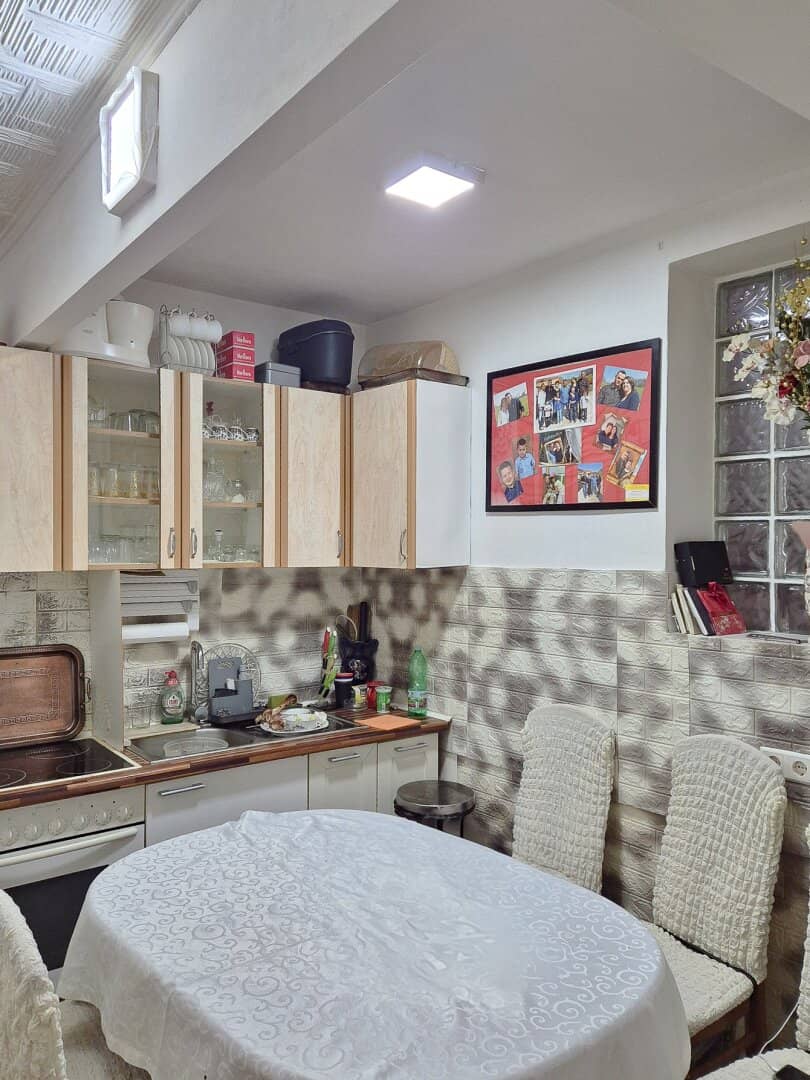 High-yield and permanently rented – Charming period apartment in a quiet location with 3.3% yield