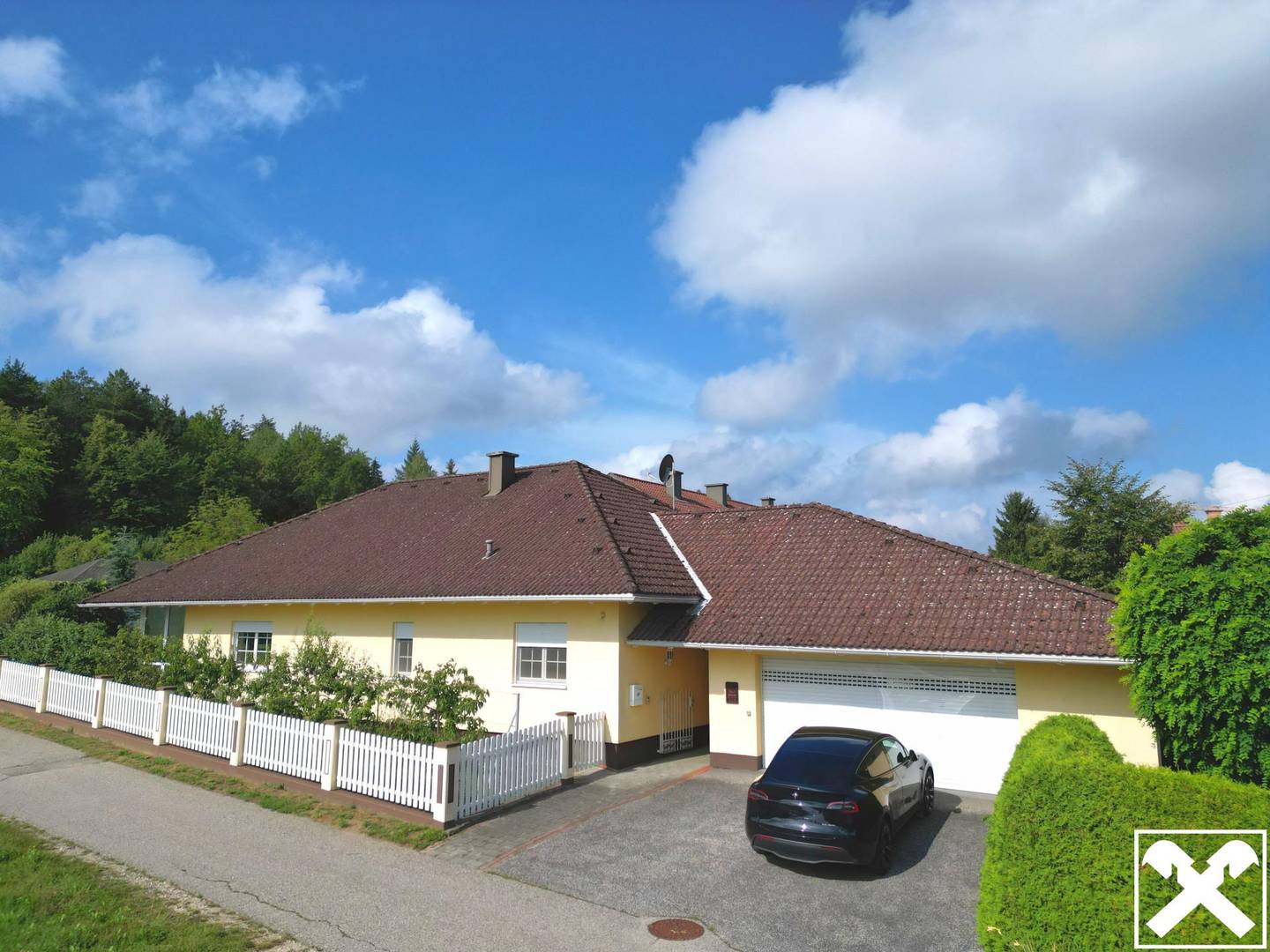 Wohnung mit überdachter Terrasse Garten und Sauna