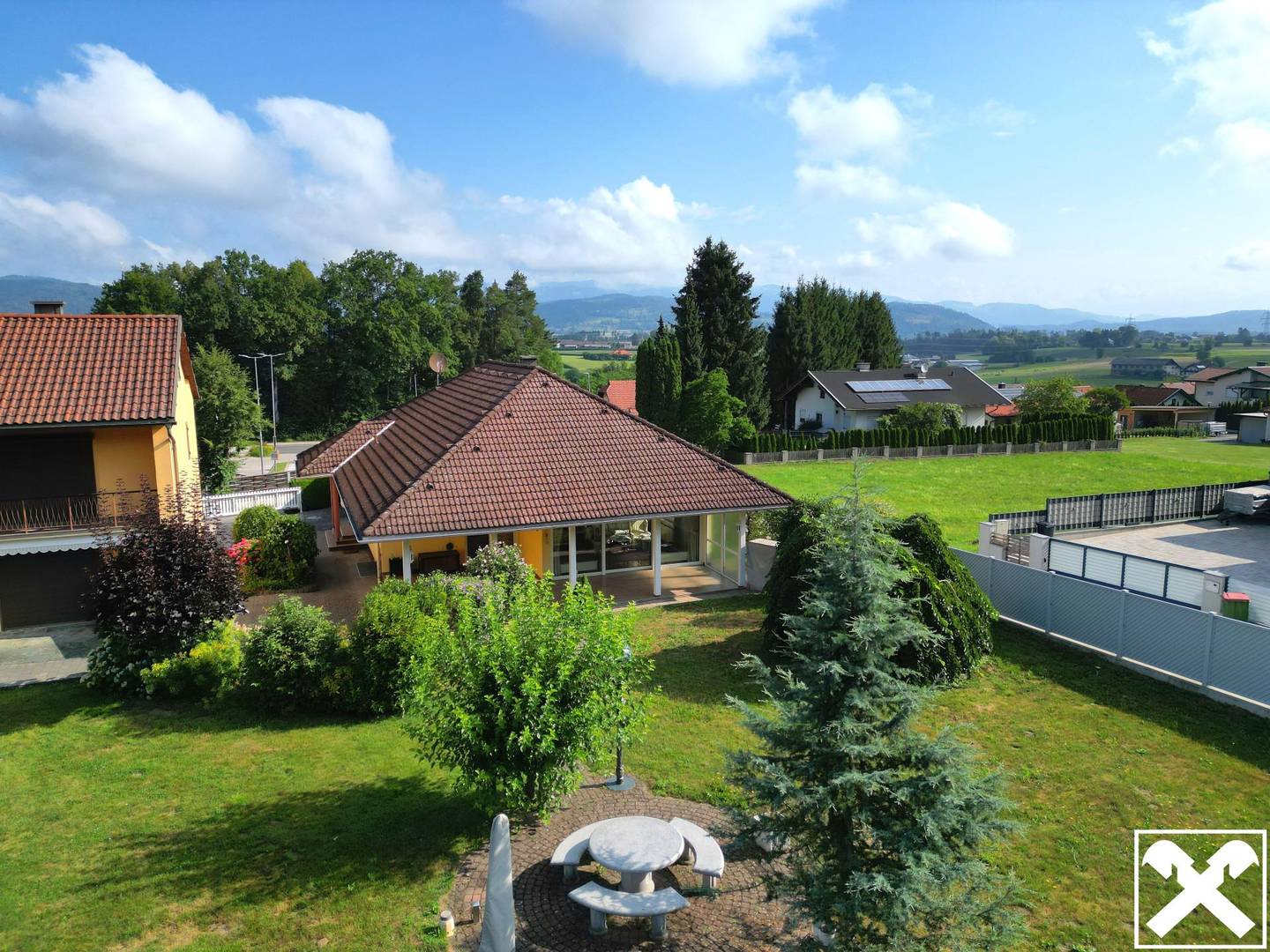 Wohnung mit überdachter Terrasse Garten und Sauna