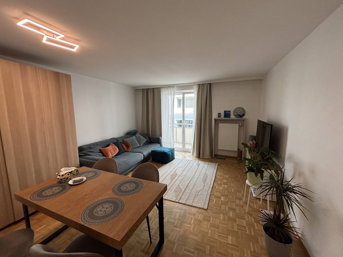 Bright Wohnung with view to Pöstlingberg and balconies