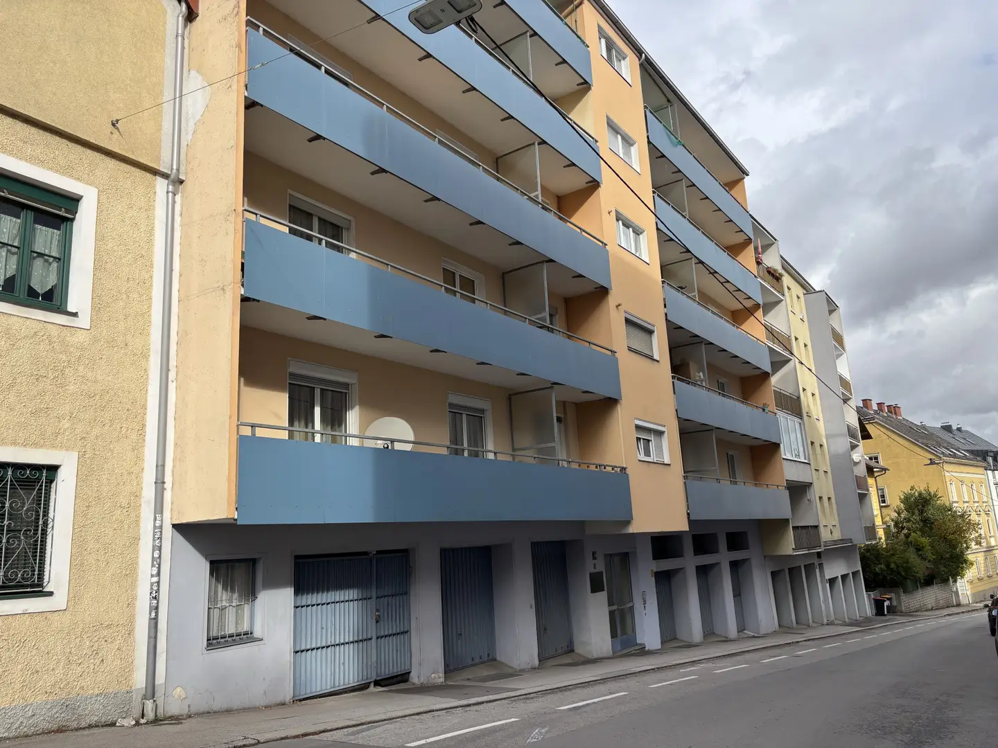 Bright Wohnung with view to Pöstlingberg and balconies