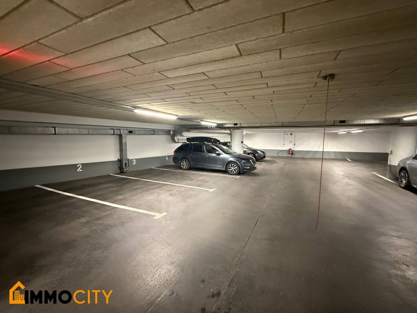 Garage parking spaces for rent in central Josefstadt location – Albertgasse 31, 1080 Vienna