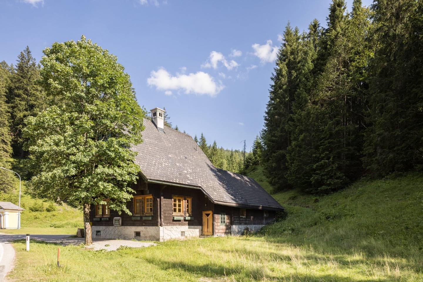 Uriges Forsthaus am Zellerrain