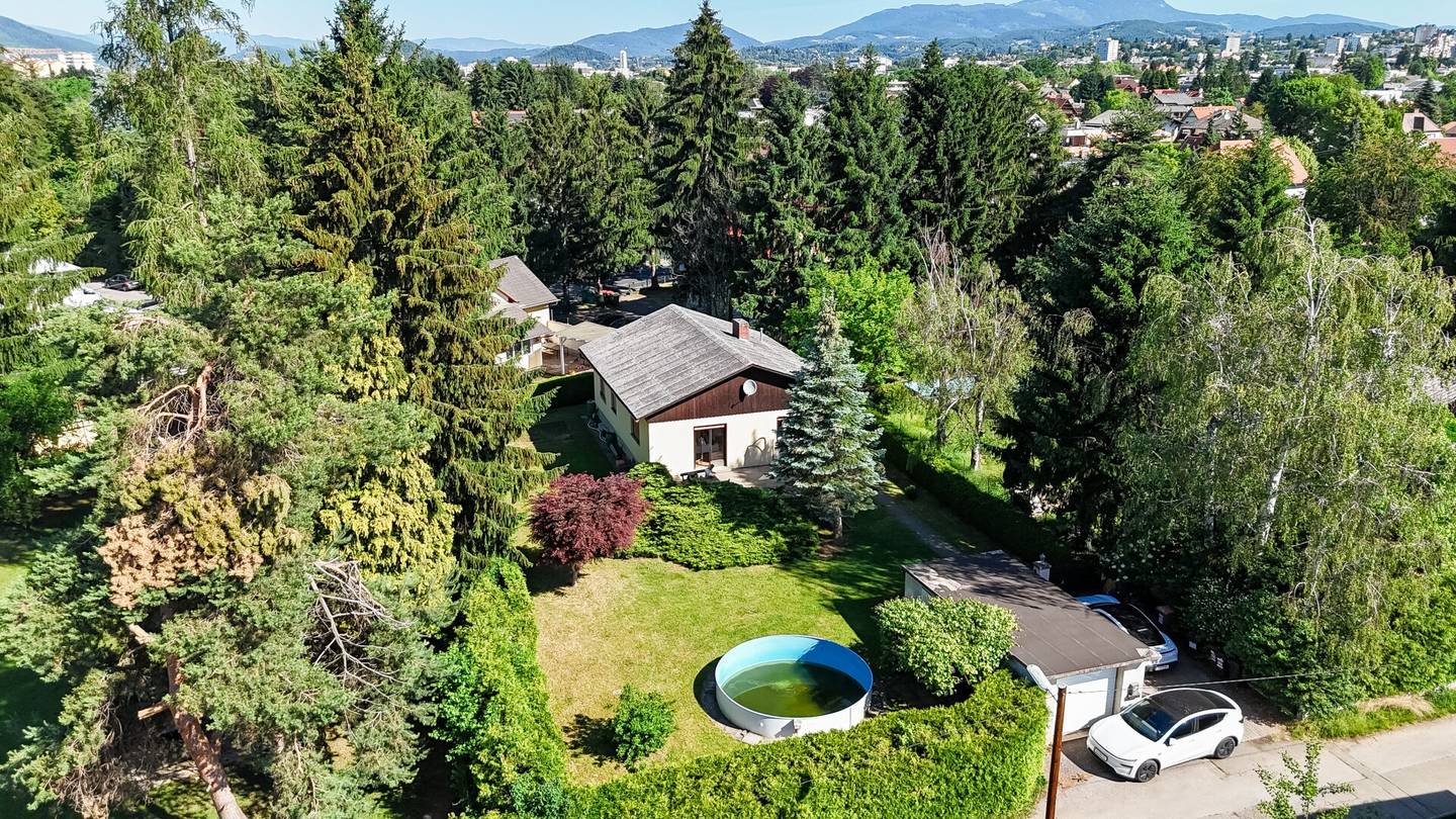Home in the Green: Charming single-family house on generous 1.065m² plot in Graz St. Peter
