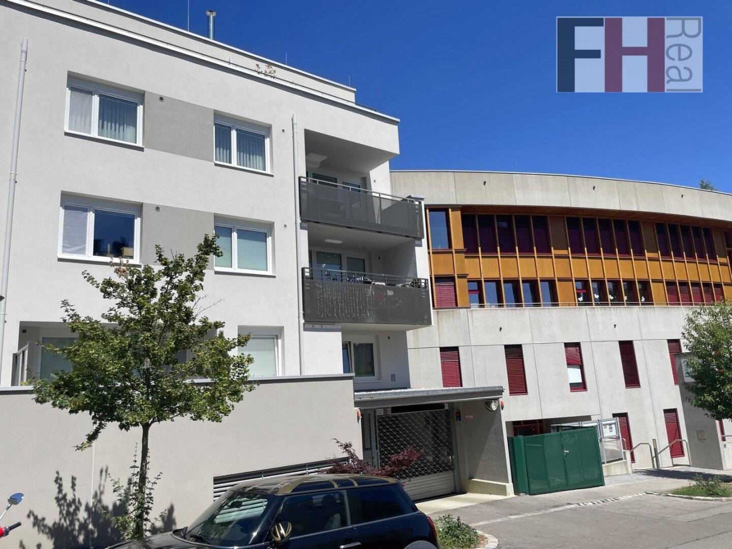 Neuwertige 4-Zimmer Wohnung mit großem Balkon im Zentrum von Purkersdorf