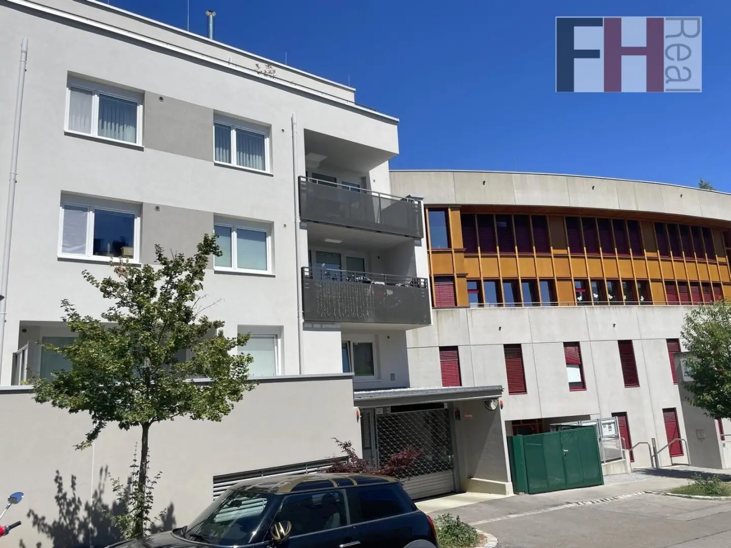Neuwertige 4-Zimmer Wohnung mit großem Balkon im Zentrum von Purkersdorf