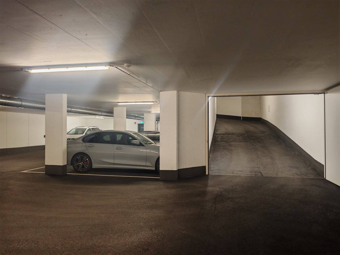 Convenient underground garage parking space