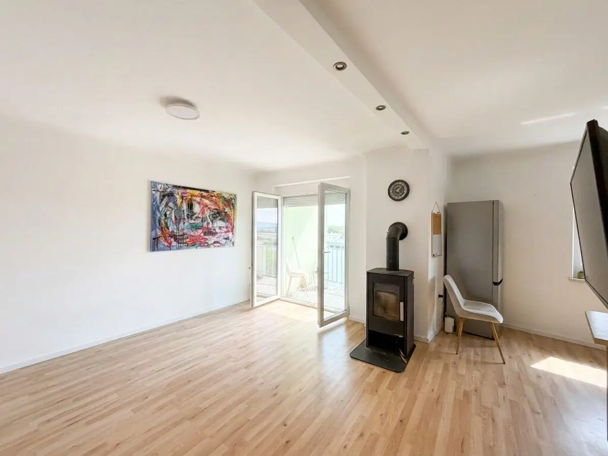 Bright condominium with 2 bedrooms in Ternitz