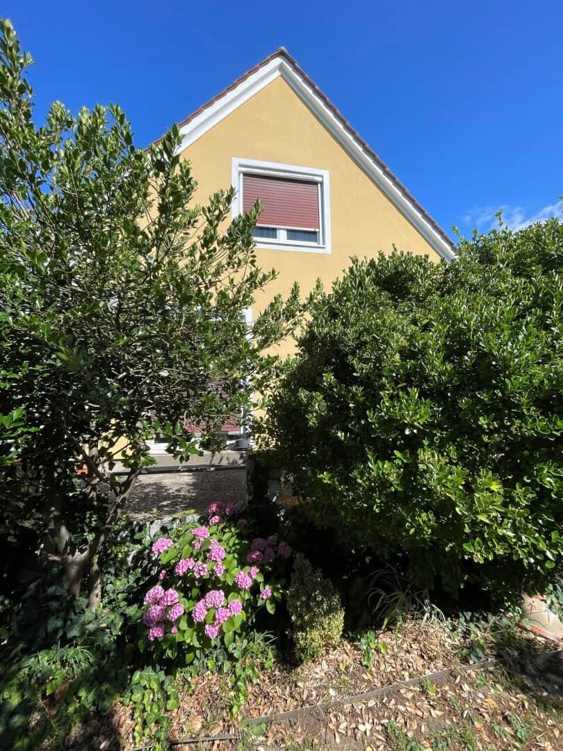 Liebenau - Seltene Gelegenheit in traumhafter Ruhelage- sonniges Grundstück mit älterem Haus und großem Potenzial !